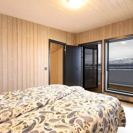 Luksus Panorama -h24 Holiday home Mestervik